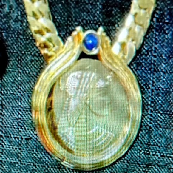 Statement Jewlery Cleopatra Medallion Necklace 22k Gold Plated. - Picture 4 of 5